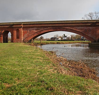Crossing the River Soar, this is one of the country's longest and most eyecatching brick spans, extending for 90 feet.