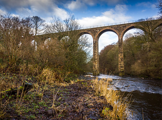 The imposing structure crosses the River Almond at a height of 75 feet.