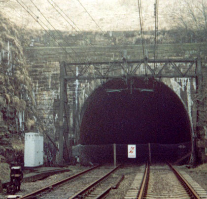 Shut up shop - the new tunnel shortly after closure in 1982.   © Bill Blair