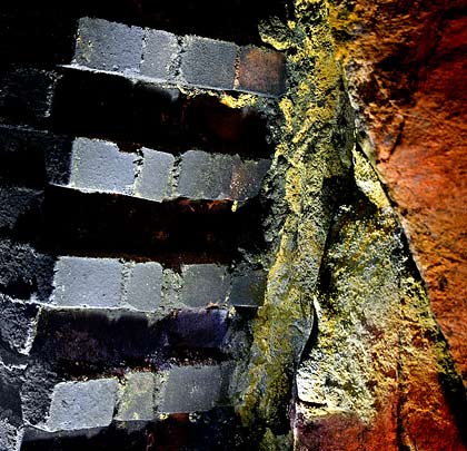 One of the many junctions between Bath stone and the tunnel's lining.