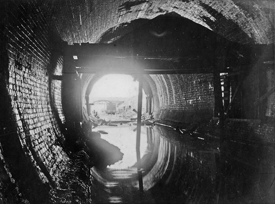 And it's still flooded today - the view out from the north end of Catesby Tunnel.