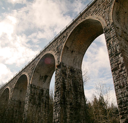 From below, the height of the arches becomes apparent.