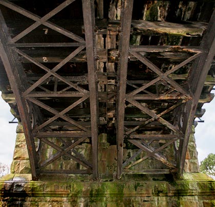 From beneath, the lattice girder support structure for the two-track railway becomes clear.