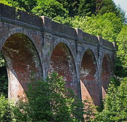 Comprising ten arches, these four are at the northern end and cross both the river and a main road.