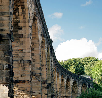 At its western end, the viaduct has an elegant curve.