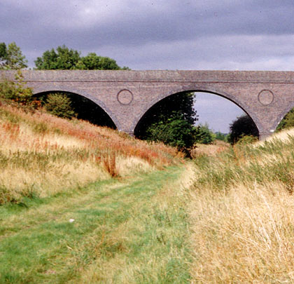 Bridge No.485 carried a farm track over a cutting.