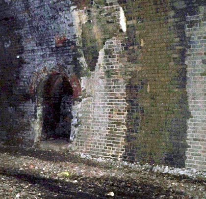 Brick-lined and with several deep refuges, the tunnel suffers from considerable water ingress.