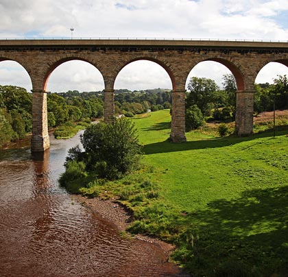 The viaduct boasts 11 arches, each incorporating a 60-foot span, two of which stand astride the River Wear.