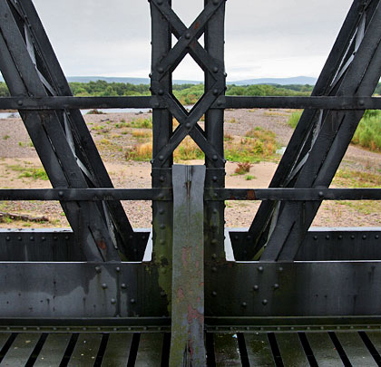 The view south through the elegant girder latticework which helped the bridge to bear a rolling load of 354 tonnes.