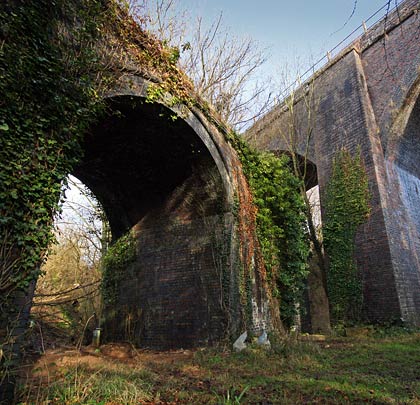 The two viaducts, built 36 years apart, neatly negotiate each other.