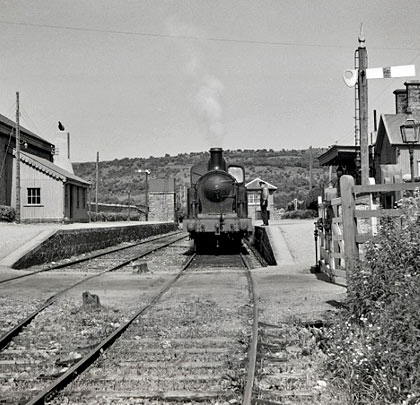 Lough Melvin waits at the westbound platform on 23rd June 1953.