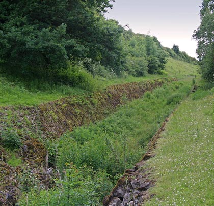 The substantial southern approach cutting has experienced several slippages. It is now a nature reserve.