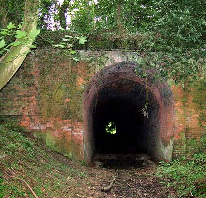 Operational from 1833-1870s on the Coleorton Tramway, Newbold Tunnel was reopened to serve Lount Colliery, and did so until 1968.      Photo: PigDog