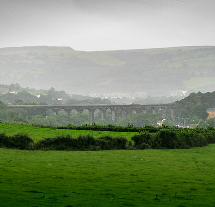 Even from a distance, the viaduct is able to maintain a substantial presence in the local landscape.