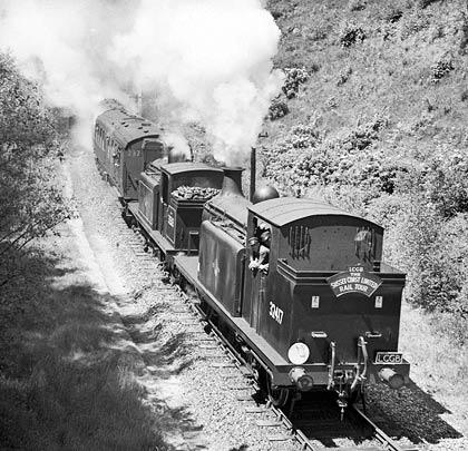 On 24th June 1962, E4s 32417 and 32503 emerge bunkers first with the LCGB 'Sussex Coast Limited' railtour.