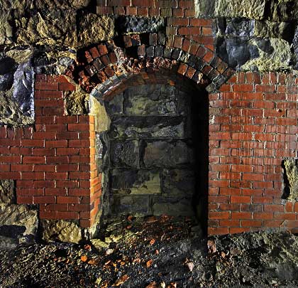 The glossy appearance of this brickwork is indicative of how damp the tunnel is, although there are no great influxes of water.